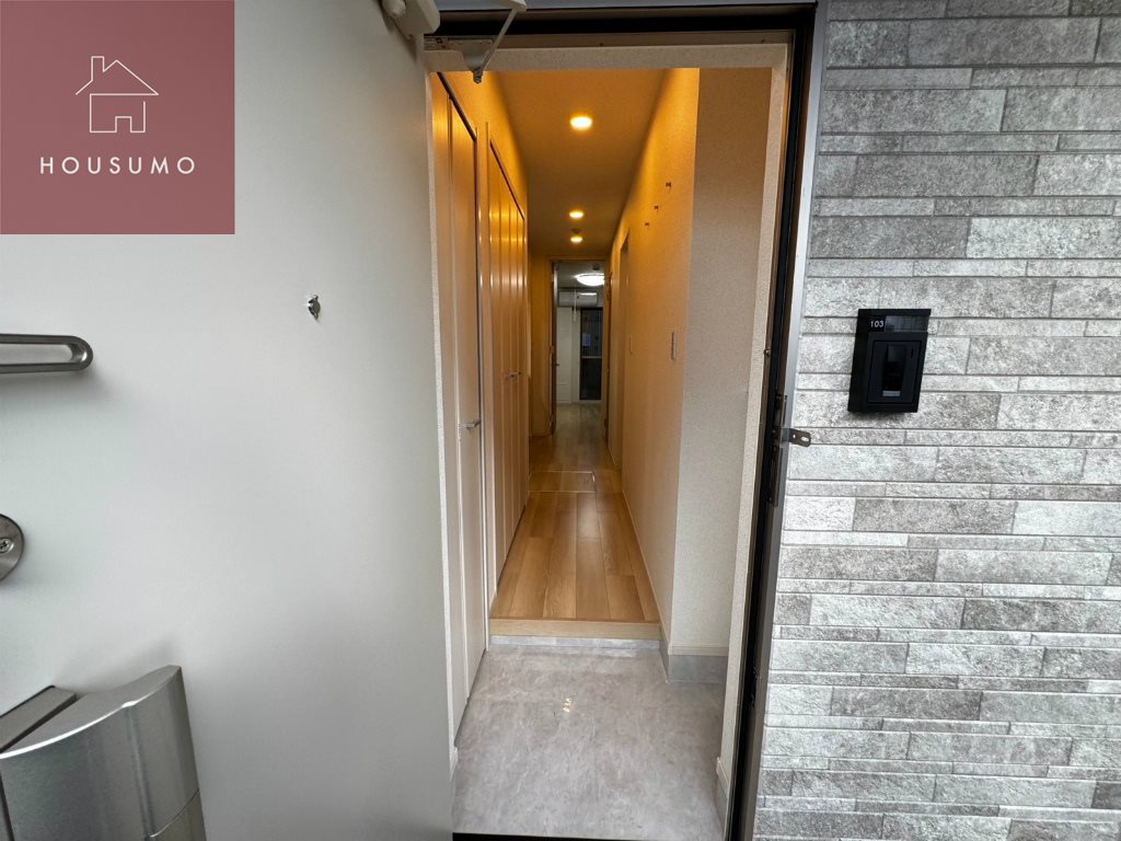 玄関　明るい玄関です