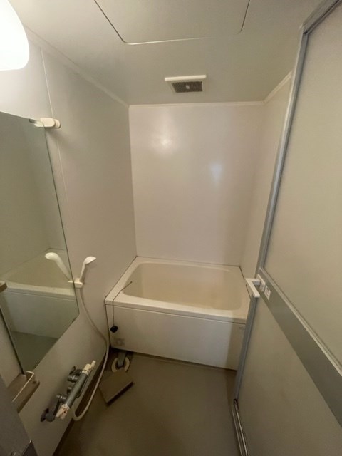 バス・シャワールーム　別室の写真です。ご参照ください。