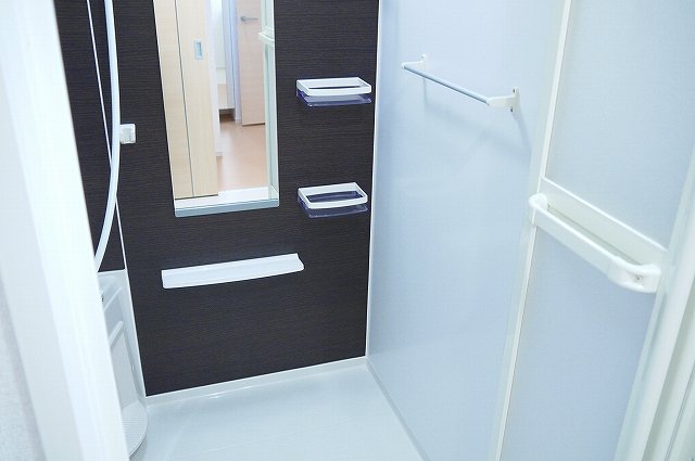 バス・シャワールーム　日々の暮らしに欠かせないお風呂です