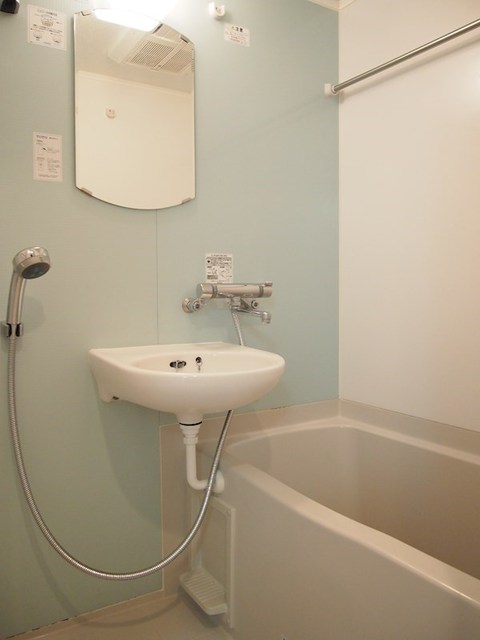 バス・シャワールーム　バスルーム