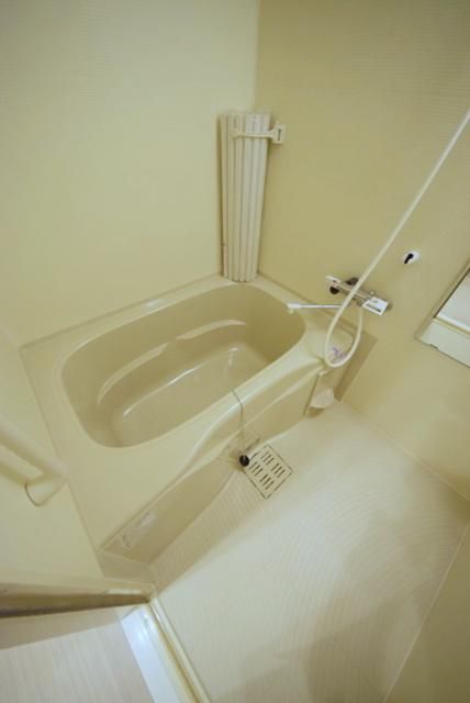 バス・シャワールーム　バスルーム