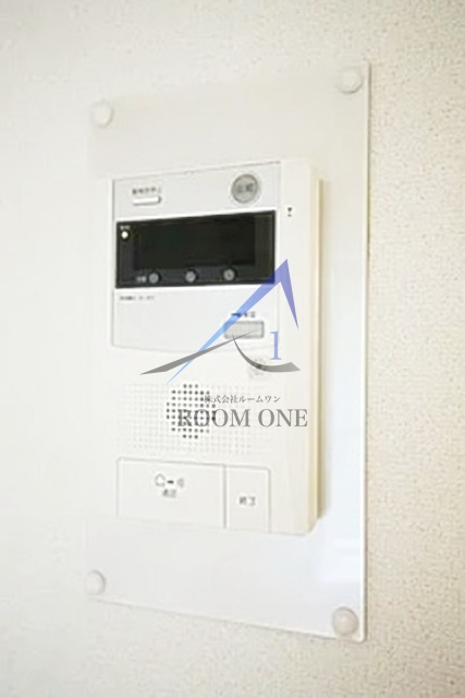 セキュリティ　モニター付きインターホンです。