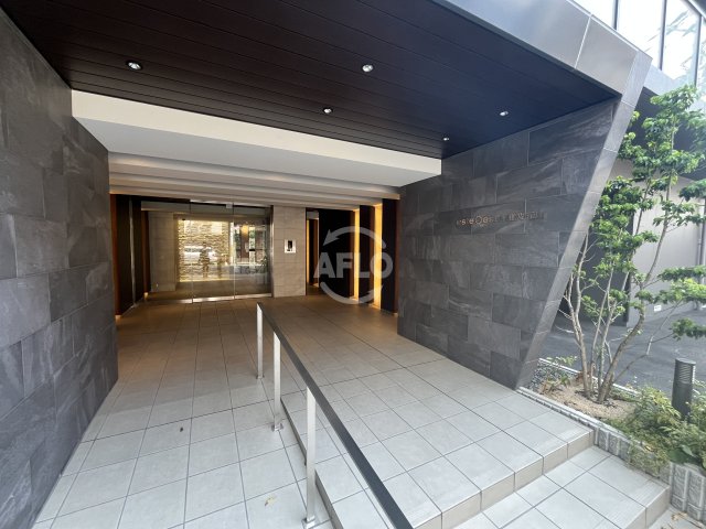 エントランス　esteOeste難波元町（エステオエステナンバモトマチ）