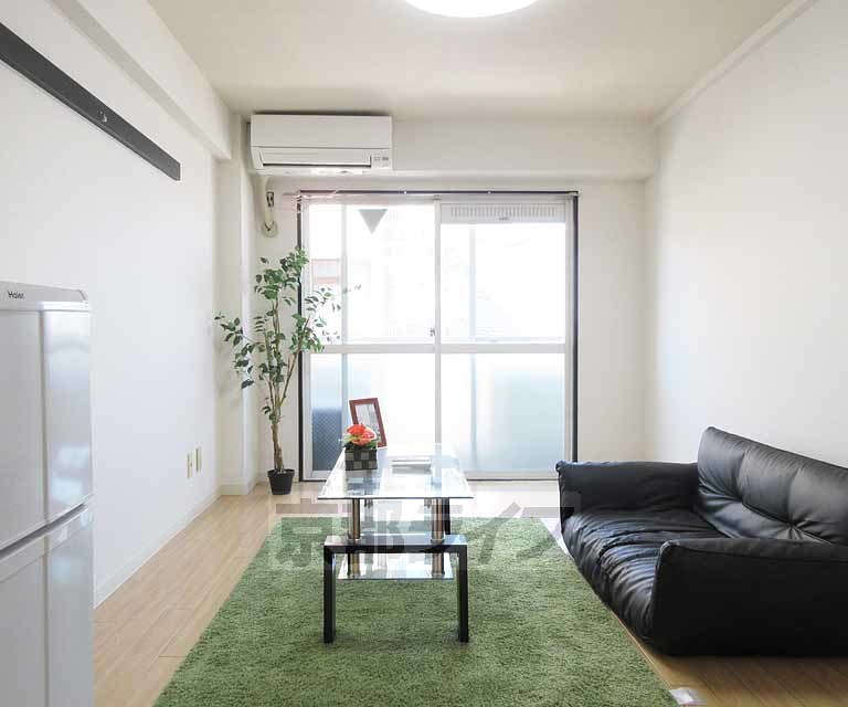 居室・リビング　綺麗な室内です