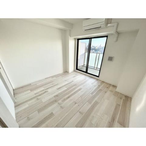 居室・リビング　室内