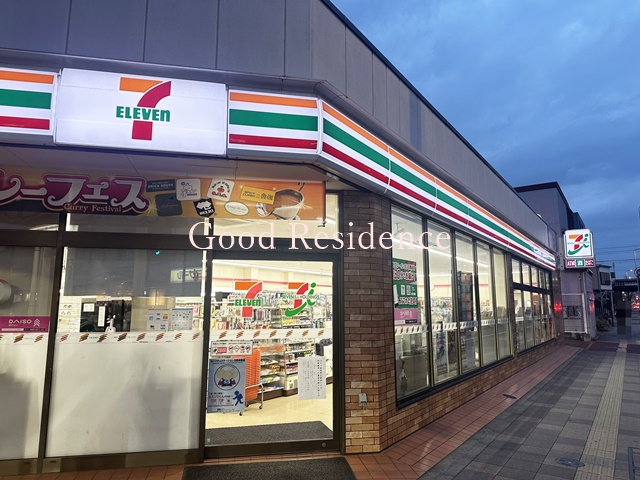 コンビニ　セブンイレブン 横浜大口通店（コンビニ）まで495m