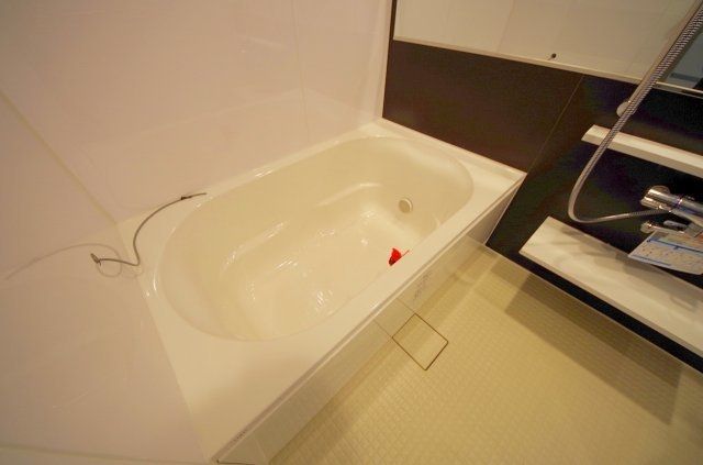 バス・シャワールーム　フェリシテ京橋　当店なら仲介手数料無料でご紹介します　同じ…