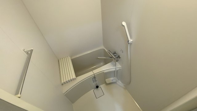 バス・シャワールーム　お風呂です