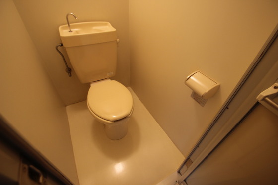 トイレ　※別部屋の写真です