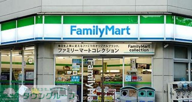 コンビニ　ファミリーマート西葛西七丁目店（コンビニ）まで140m