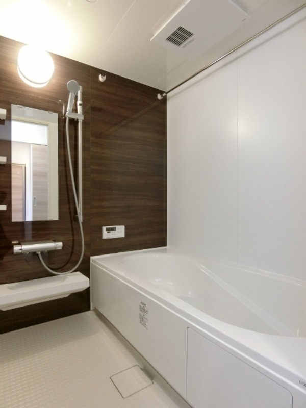 バス・シャワールーム　図面と現状に相違がある場合には現状を優先