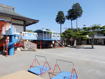幼稚園・保育園　れんげ保育園（幼稚園・保育園）まで446m
