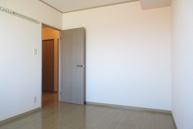 その他部屋・スペース　洋室６帖