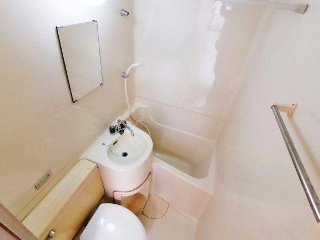 バス・シャワールーム　★★清潔感のあるバスルーム★★