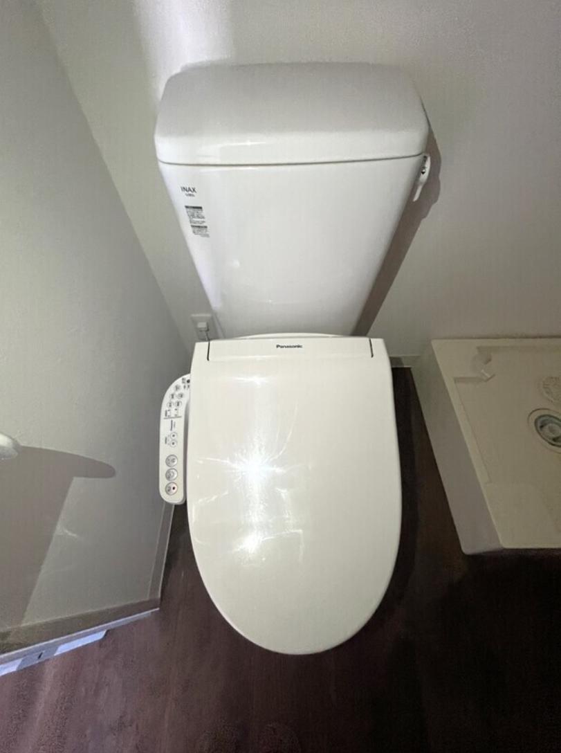 トイレ　トイレ