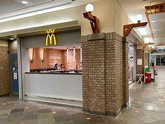 飲食店　マクドナルド OAPタワー店（飲食店）まで1005m