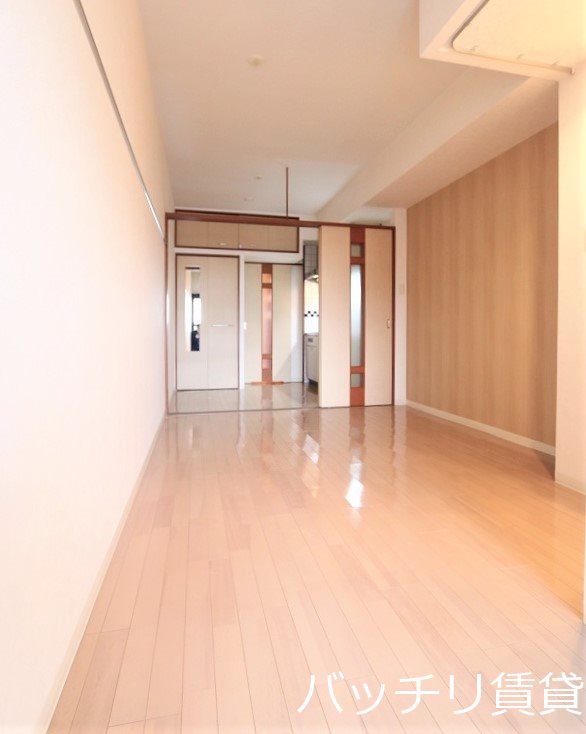 居室・リビング　画像は別号室イメージの為、現況を優先いたします。