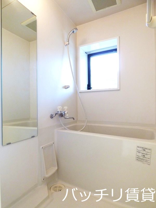 バス・シャワールーム　画像は別号室イメージの為、現況を優先いたします。