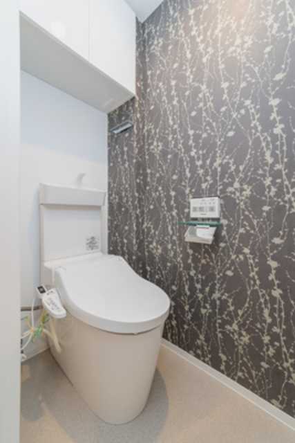 トイレ　※写真は同タイプ住戸です。