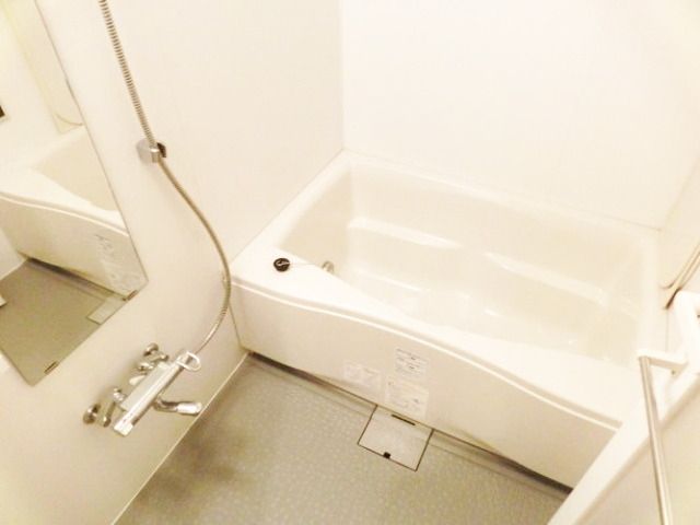 バス・シャワールーム　お風呂スペース