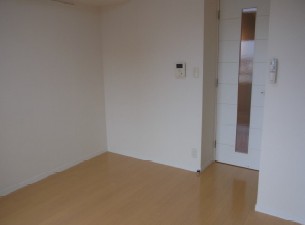 居室・リビング　同物件別部屋の写真となりまして、現況を優先致します。