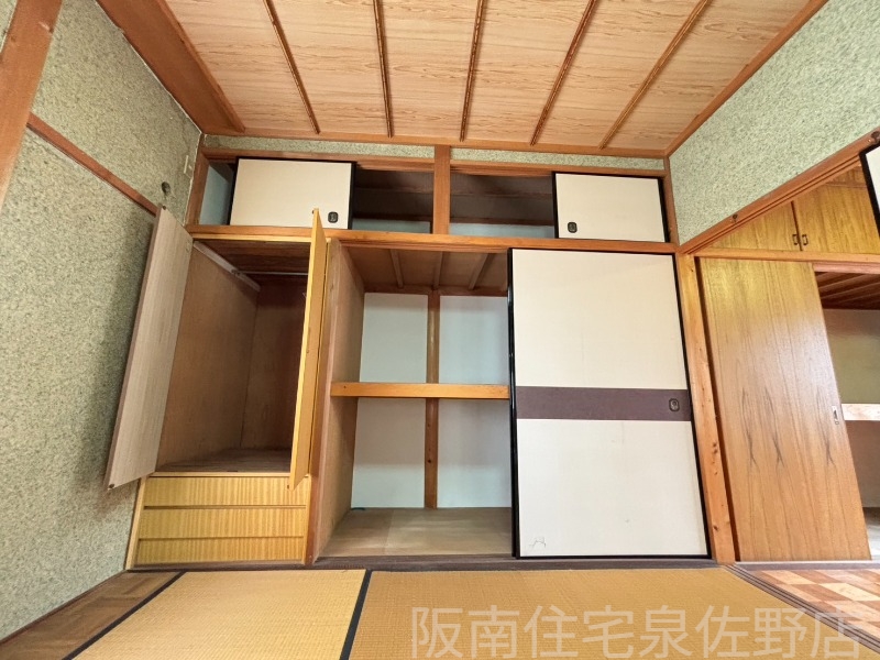 洗面設備　収納