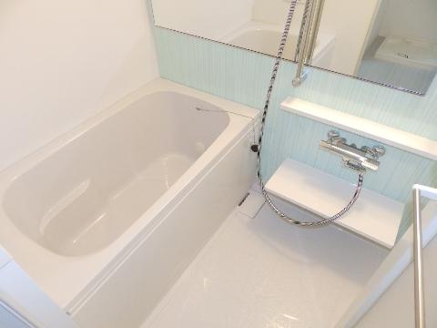 バス・シャワールーム　バス