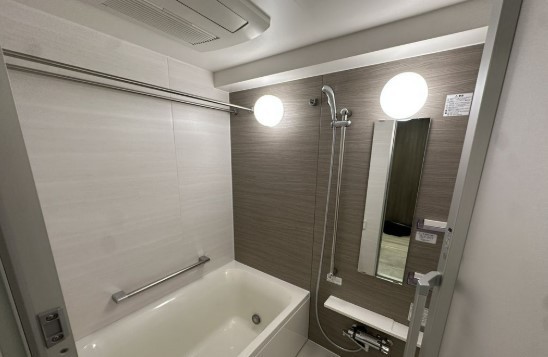 バス・シャワールーム