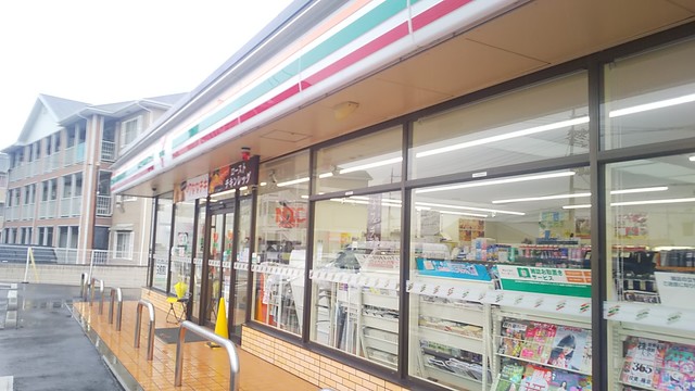 コンビニ　セブンイレブン岡山豊成3丁目店（コンビニ）まで865m
