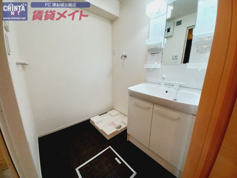 洗面設備　同タイプ部屋写真です。