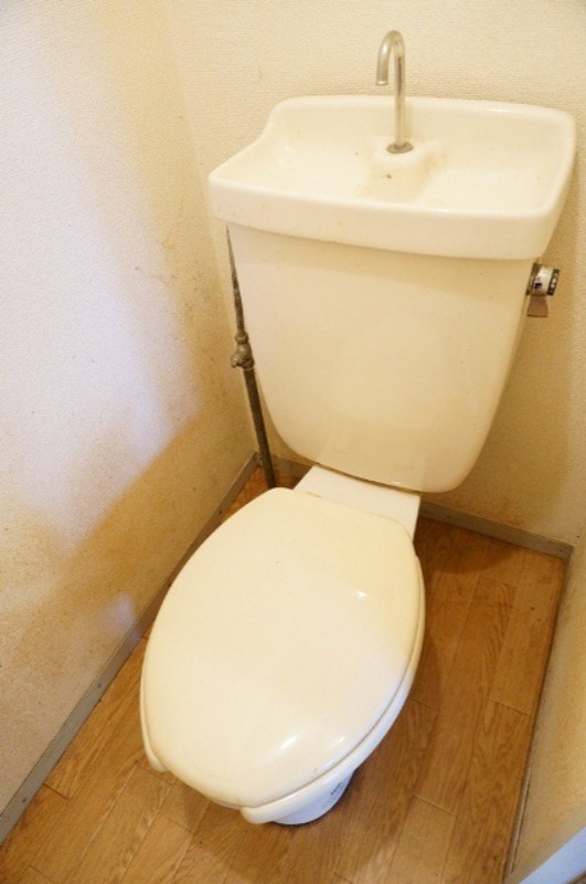 トイレ　図面と現状に相違がある場合には現状を優先
