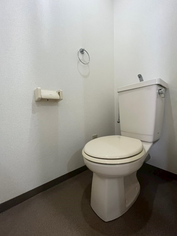トイレ　コンパクトで使いやすいトイレです