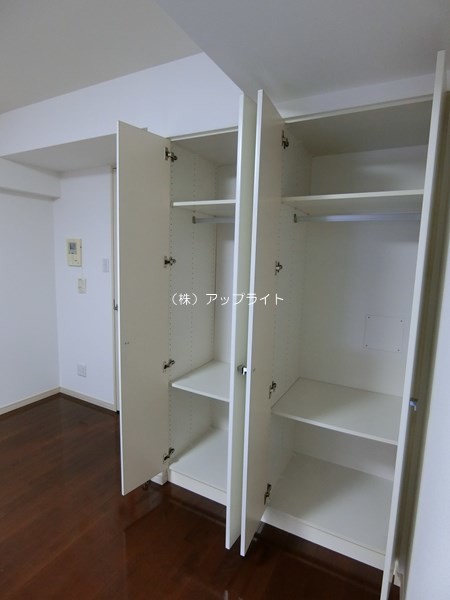 収納　クローゼット