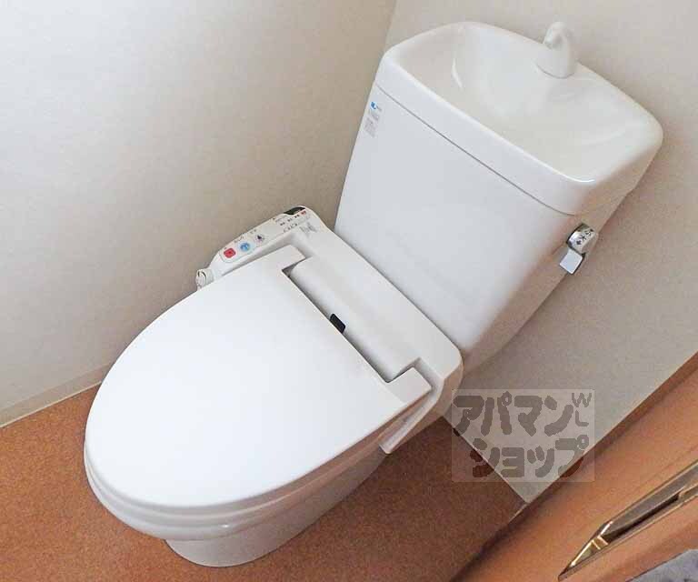 トイレ　もちろんウォシュレット～！