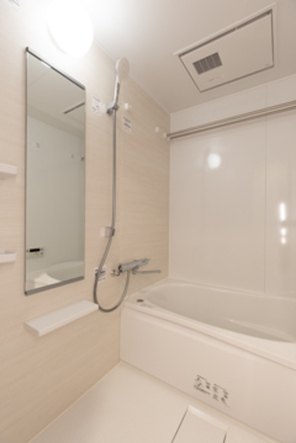 バス・シャワールーム　※写真は同タイプ住戸です。