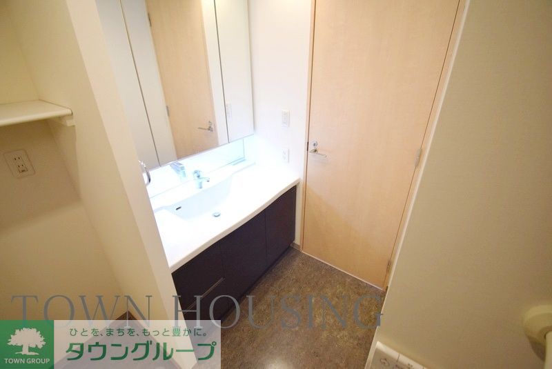 洗面設備　お問合せは(株)タウンハウジングレジデンス事業部　赤坂店・…