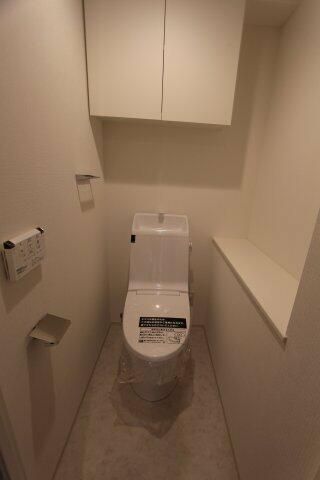 トイレ　写真は同タイプ住居です。