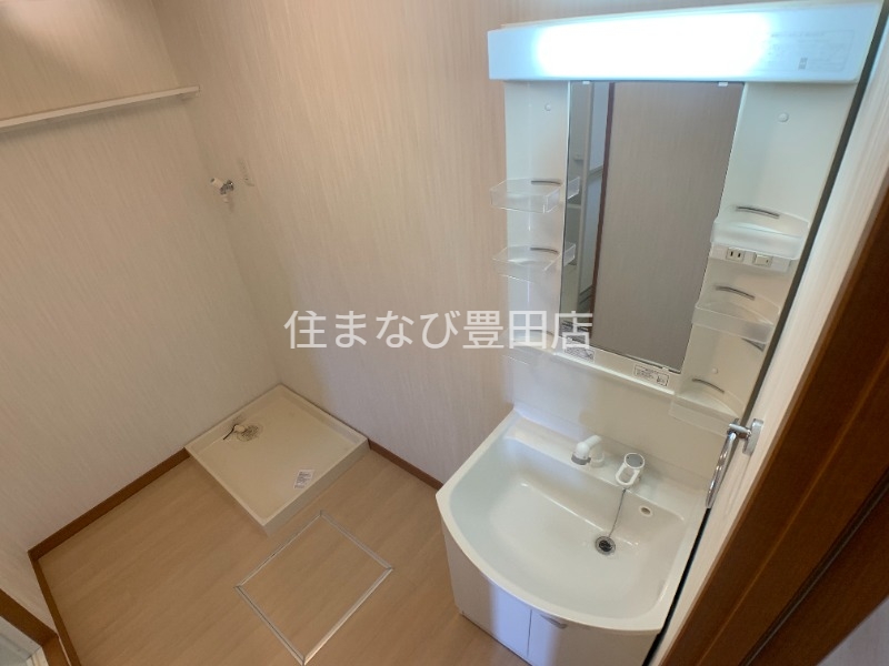 洗面設備　同型別部屋写真