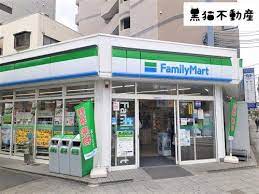 コンビニ　ファミリーマート 新栄一丁目店（コンビニ）まで310m