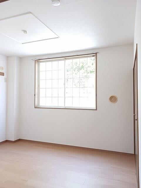 すみれ館IIIの内装写真