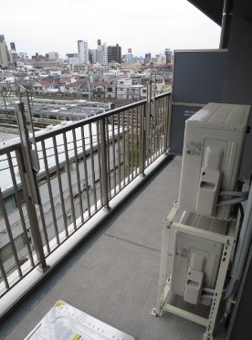 バルコニー　弊社は全物件が仲介手数料半月分+税でご紹介可能です。
