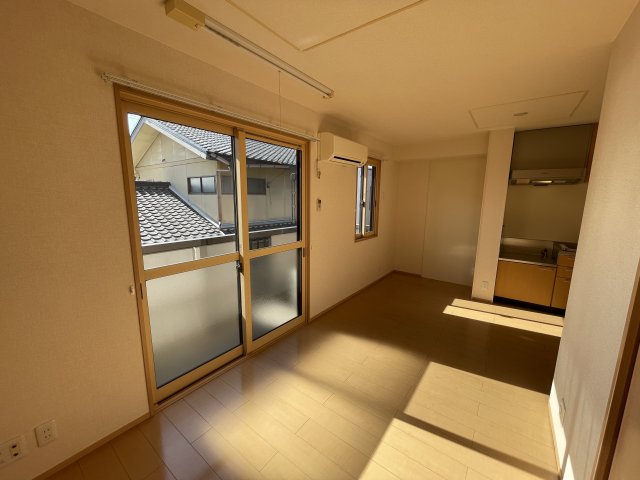 その他部屋・スペース　別部屋同一間取りのお写真となります。