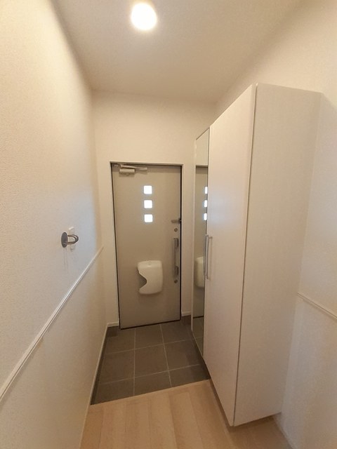 玄関　シューズボックス付きの玄関です★