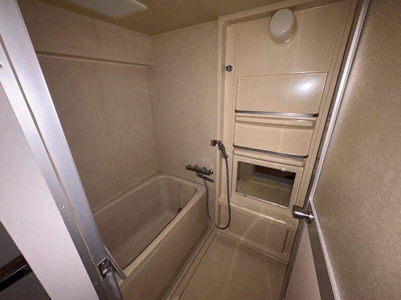 バス・シャワールーム　※別部屋参照