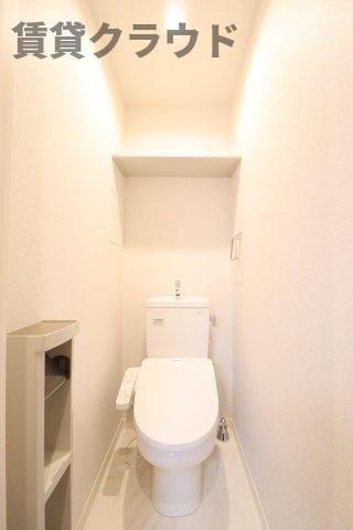 トイレ　人気の温水洗浄便座！