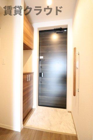 玄関　シューズボックスもあり、玄関もスッキリしますね！