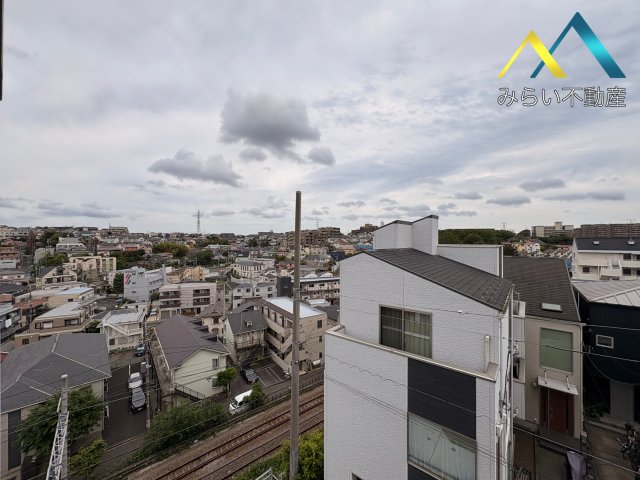 眺望　バルコニーからの眺望。自社撮影写真。