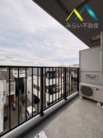 バルコニー　自社撮影写真