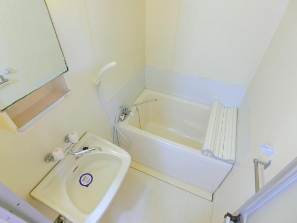 バス・シャワールーム　★弊社は更新料１万円のみ★保証会社の更新料も無料★