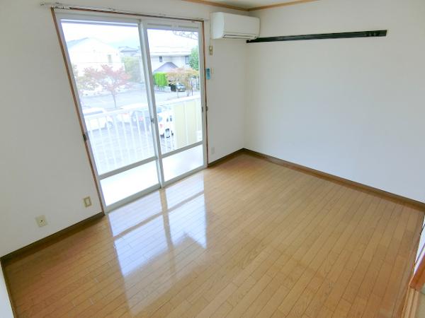 居室・リビング　写真は別のお部屋のイメージです